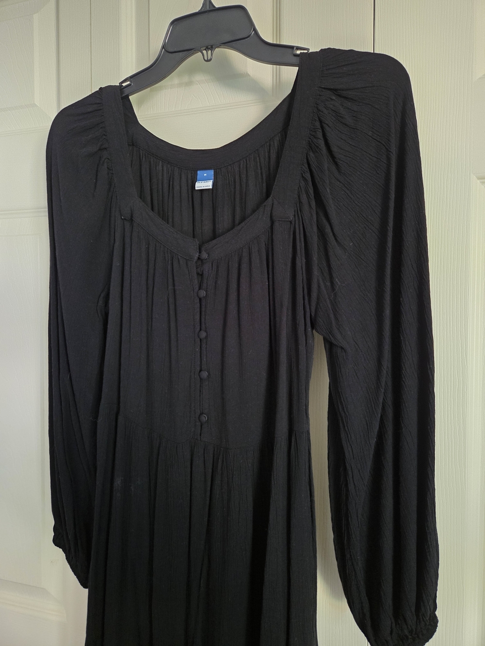 Old Navy Black Long Sleeve Maxi Dress - Flowing Tiered Design - Picture 4 of 5